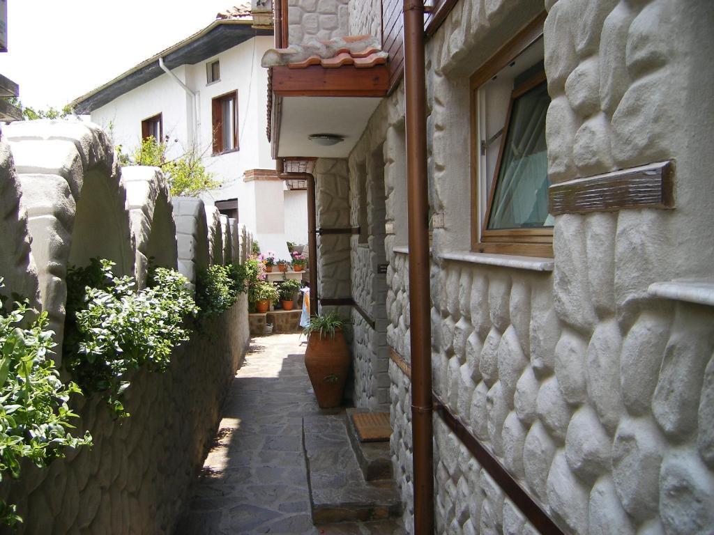 Dari Guest Rooms Стаи За Гости Дари Nesebăr Exterior foto
