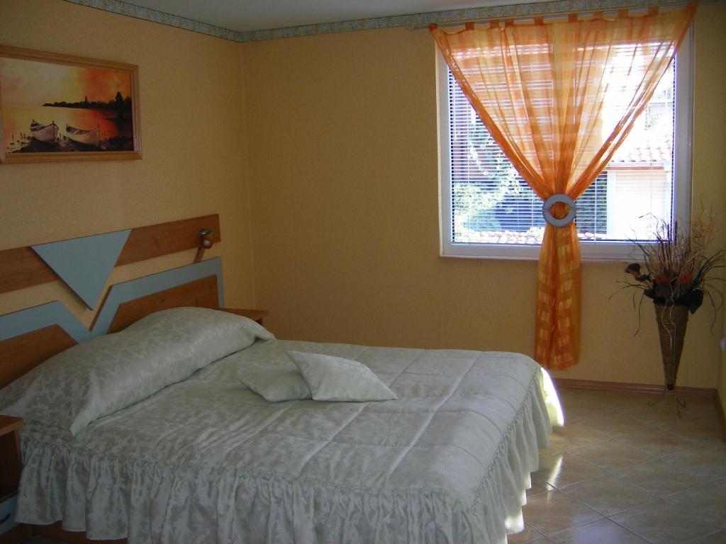 Dari Guest Rooms Стаи За Гости Дари Nesebăr Cameră foto
