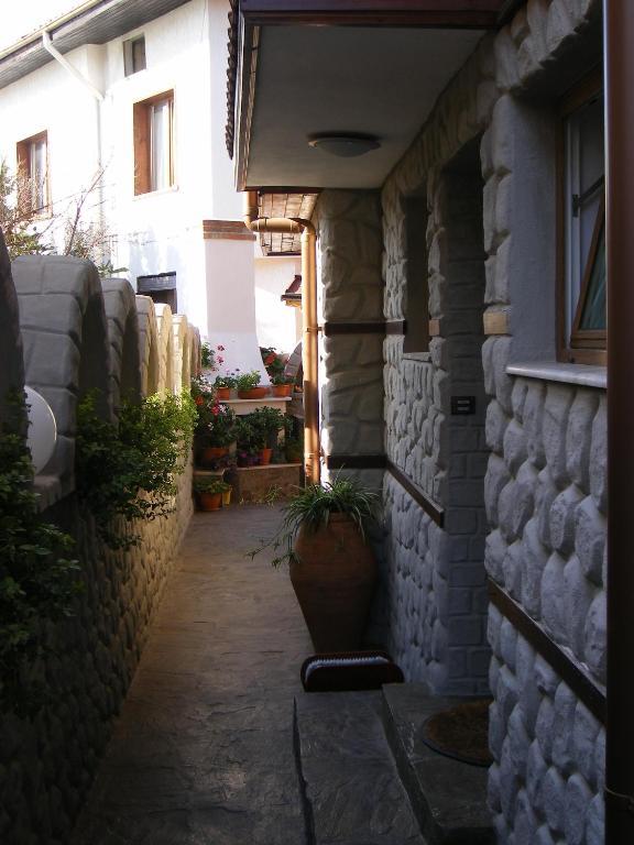 Dari Guest Rooms Стаи За Гости Дари Nesebăr Exterior foto